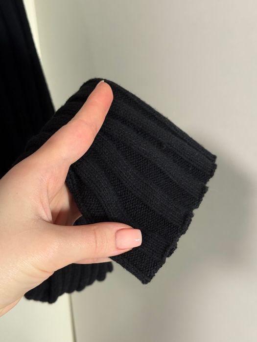 лонгслів чорний skims