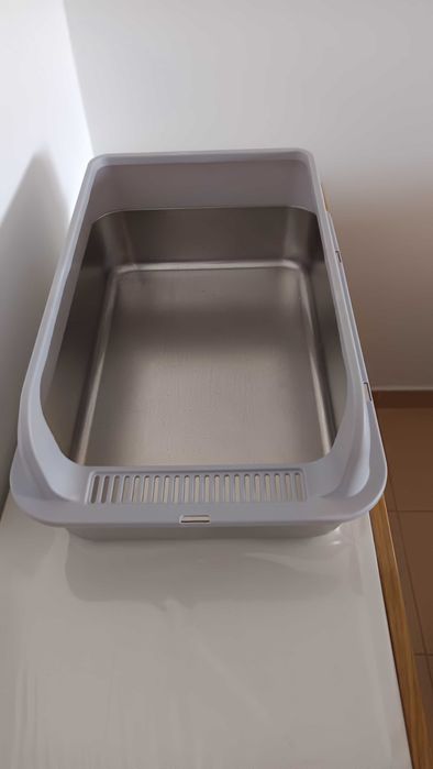 Caixa de areia para gatos em inox