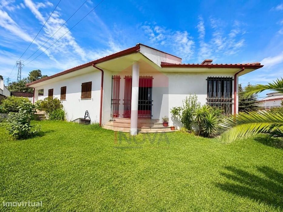 Moradia V3 com piscina, Cabanelas