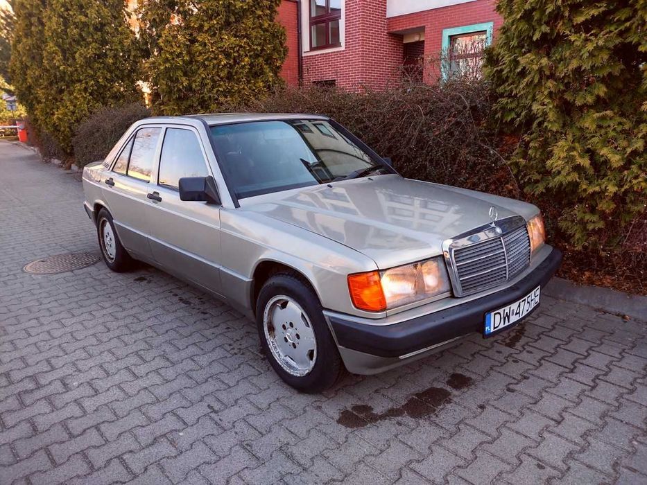 Mercedes 190e w201 1.8i felgi AMG, niski przebieg, doinwestowany