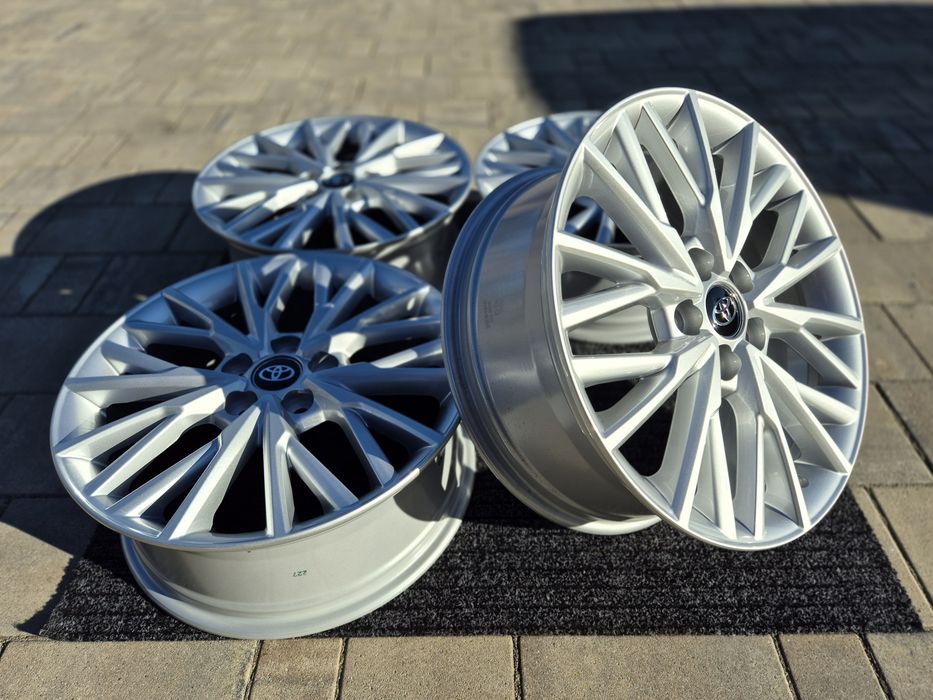 Toyota C-HR 18 " Felgi aluminiowe - Oryginalne, Nowe 5x114,3