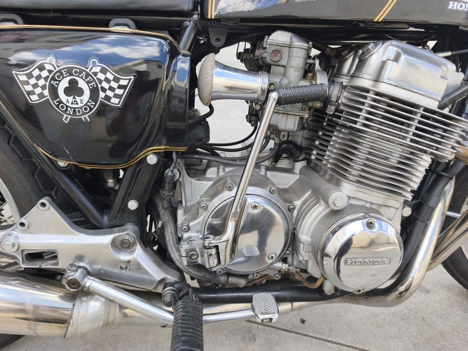 Honda 750 Four café racer