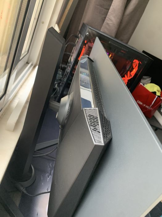 Monitor 27’ 2k OLED 240hz