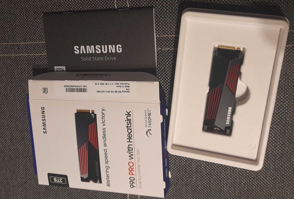 Samsung 990 PRO Heatsink 2TB M.2 PCIe Dysk SSD MZ-V9P2T0GW