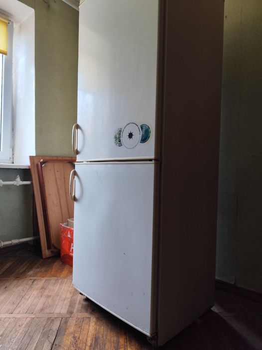 Холодильник Snaige робочий