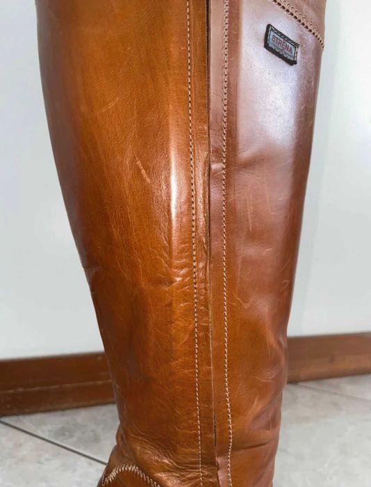 Botas cano alto camel de salto José António Stréna