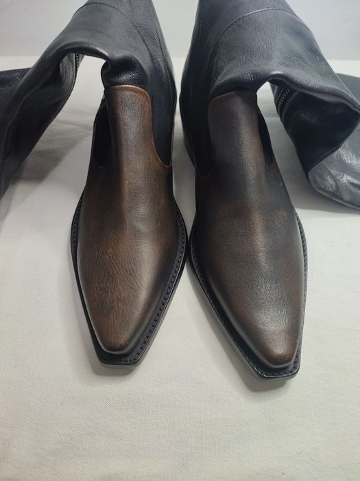 Botas da marca We the free