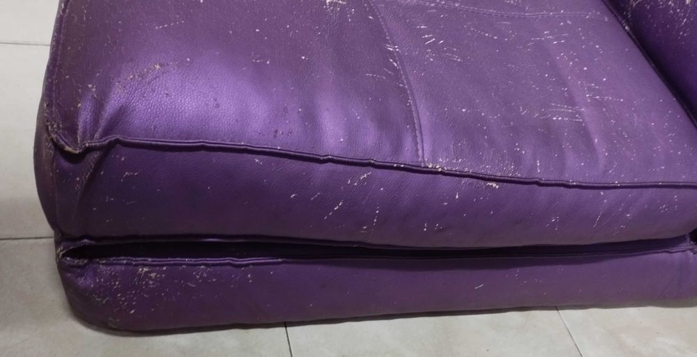 Puff sofá dá para estar sentado ou abrir