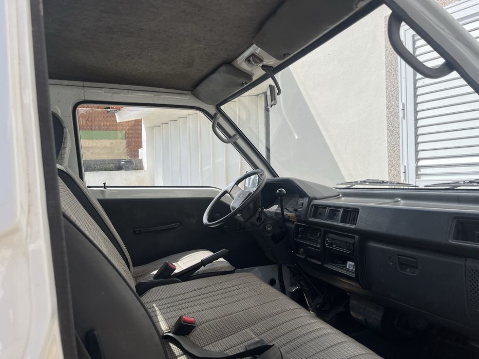 Mitsubishi L300