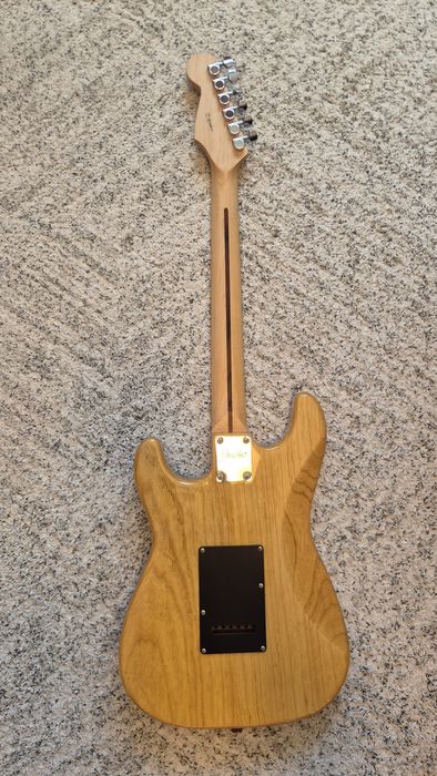 Guitarra Fender Stratocaster Lite Ash Korea 2006
