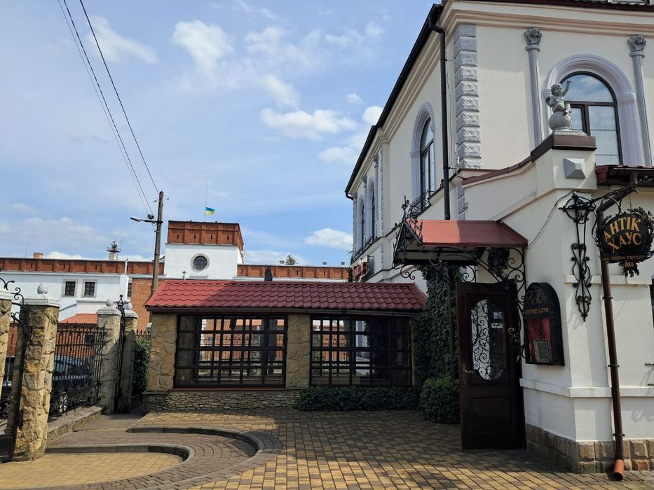 Продаж Комерційної, Історичної Нерухомості в Дубно, Без Комісії.