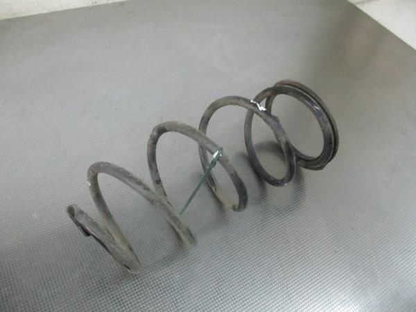 Mola de suspensão frente direita BMW 1 (E87)