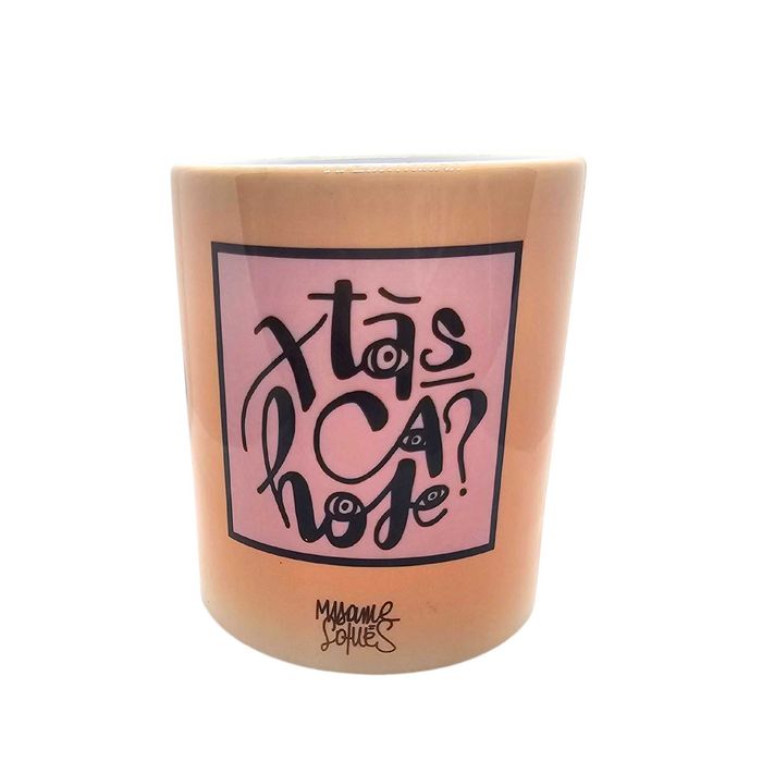 Caneca Marilyn & Audrey – "Xtás cá hoje?" pela Madame Sotues