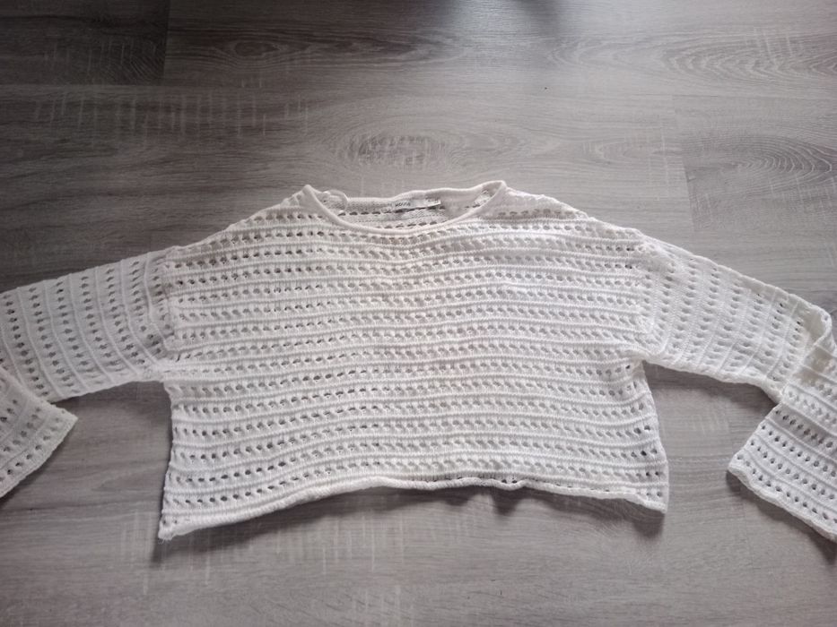 Luźny sweterek/narzutka