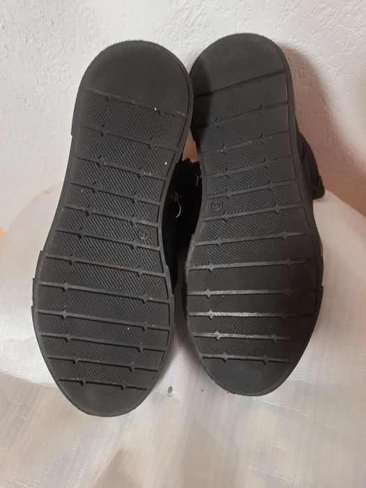 Кроси,,Puma,,зіма 42р.