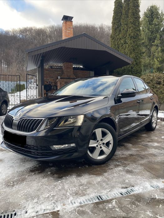 Skoda a7 (fl) ліфтбек .