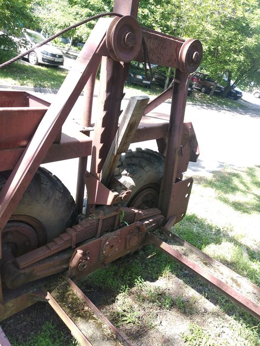 ПС 10, Причеп Роскатник, козли для кабельних барабанів.