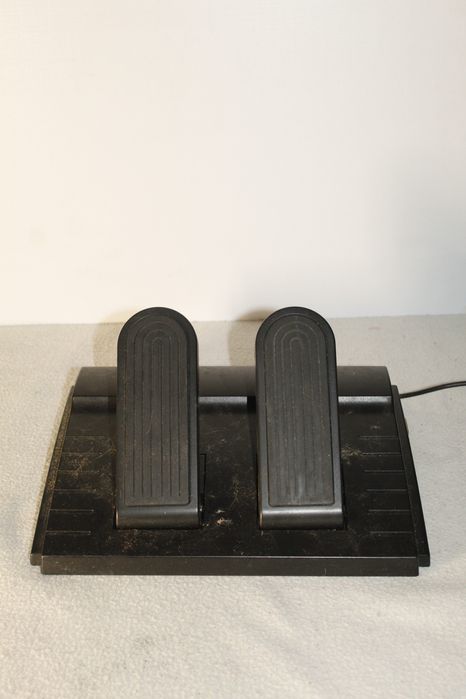 Volante gaming antigo ( Genius speed wheel formula)