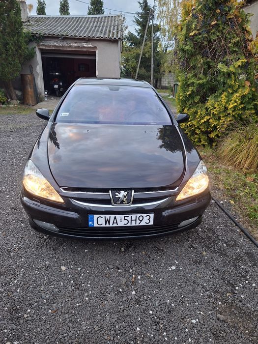 Peugeot 607