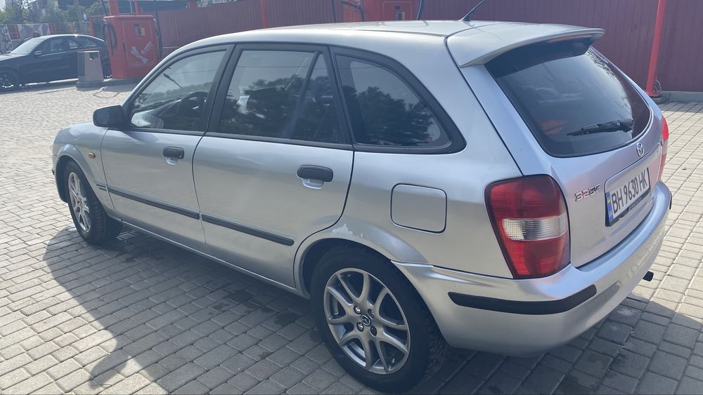 Mazda 323f з гарантією