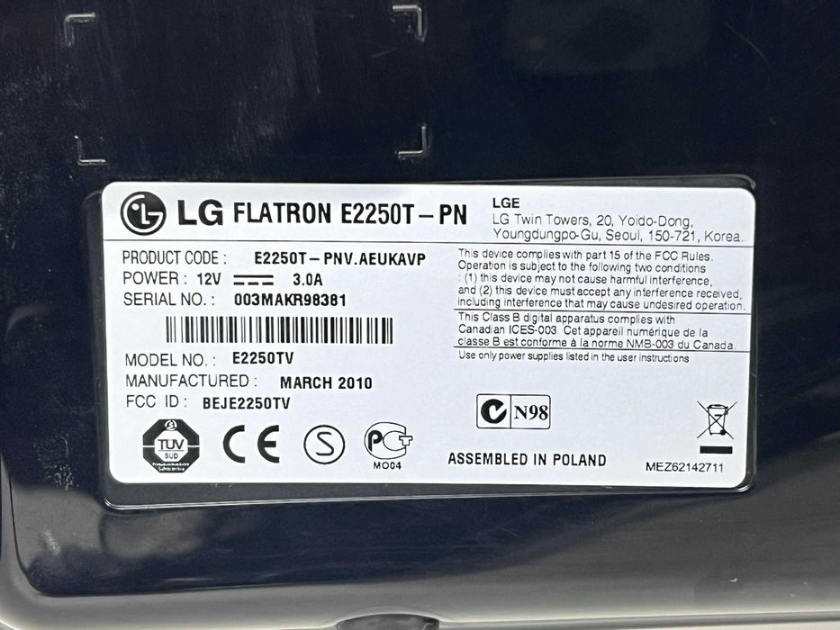 Monitor LG Flatron E2250T + zasilacz + kabel DVI