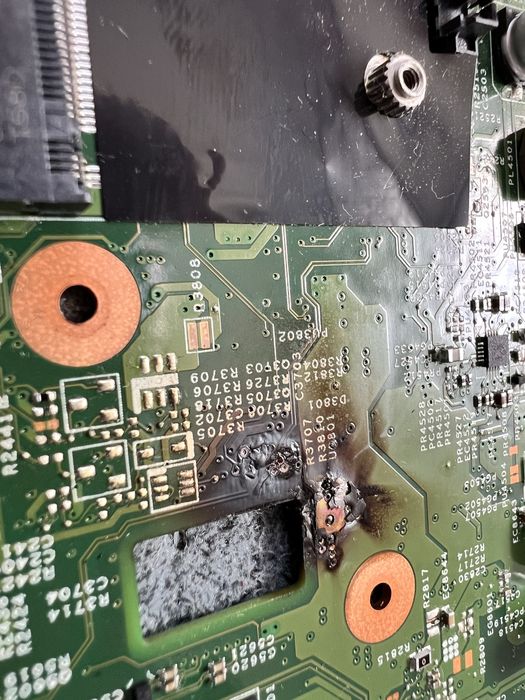 2 Материнські  плати і нижній корпус Lenovo L540