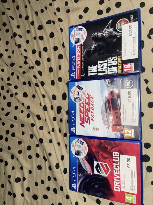 Jogos playsation 4 como novo