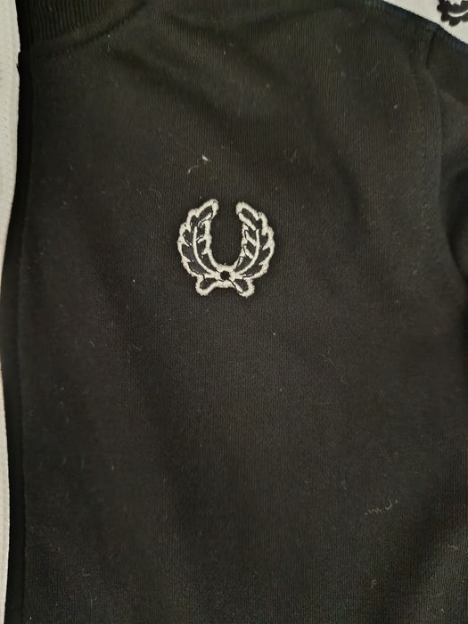 Олимпийка fred perry