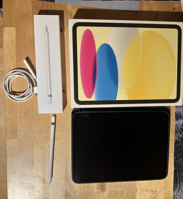 Apple iPad 10 gen 64 GB + Apple Pencil 1 gen