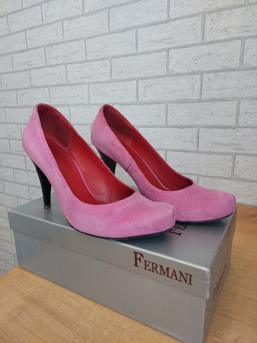 Szpilki różowe zamszowe skórzane