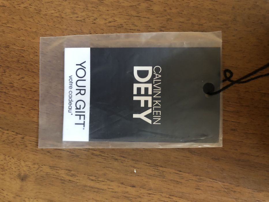 Косметичка cslvin klein DEFY