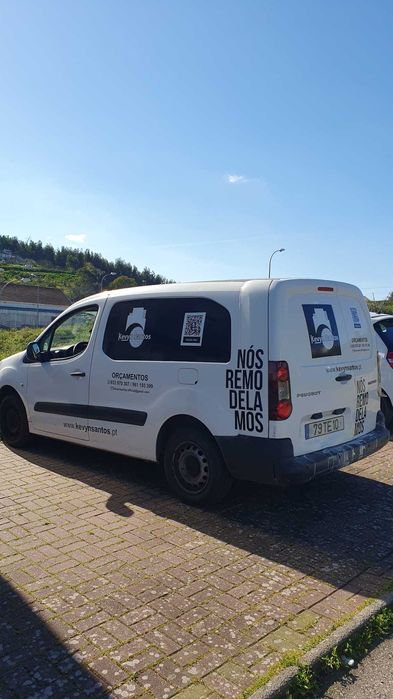 Decoração Montras para Barbearia Salão - Comunicação visual - Fachadas