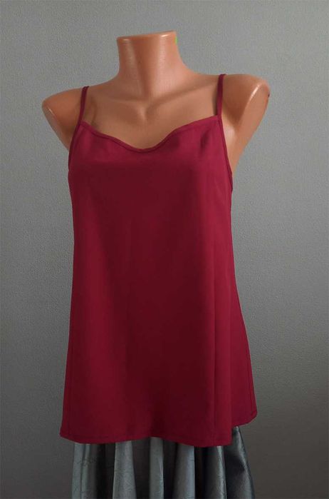 Майка на бретелях українського виробника VOVK