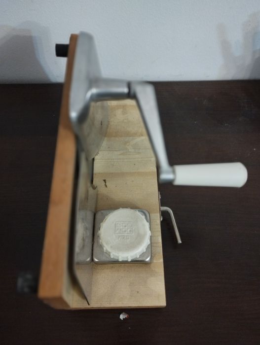 Krajalnica do pieczywa PRL