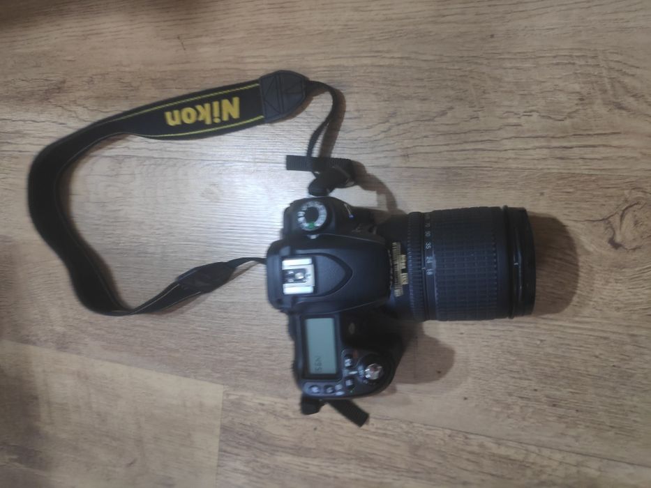 Nikon D80 plus obiektyw Nikkor 18 – 135mm