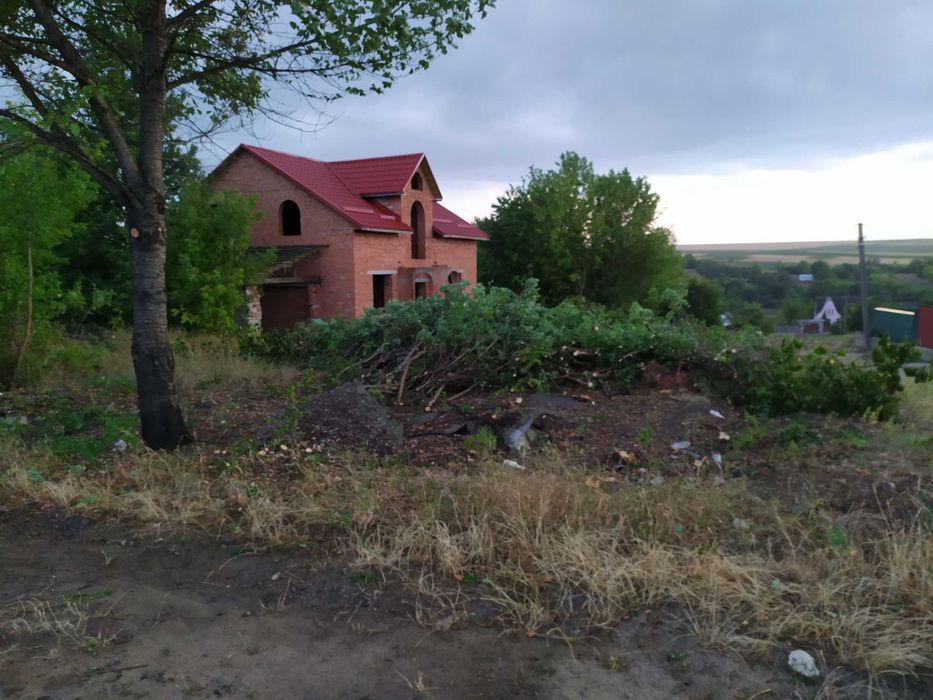 Будинок в селищі Томашпіль