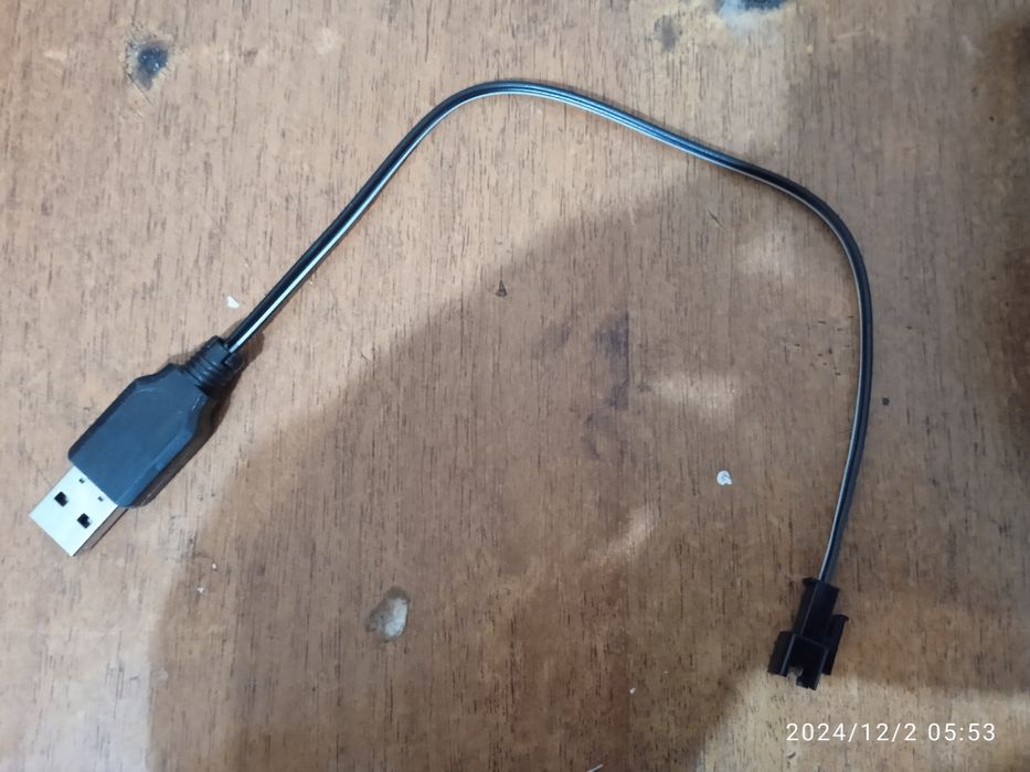 Танк всюдохід в гарному стані . Радіокерований