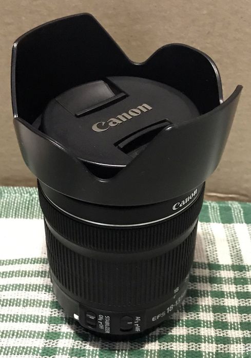Canon Zoom Lens EF-S 18-135mm 1:3.5-5.6 IS STM