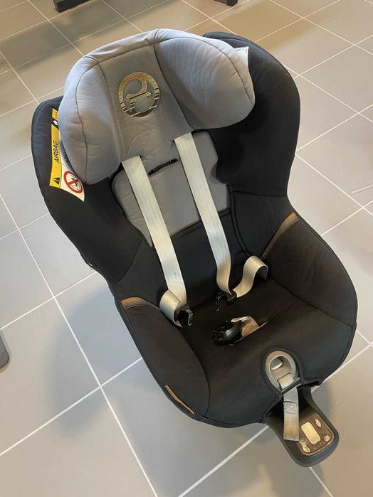 Cadeira bebé carro CYBEX Gold Sirona S i-Size Granite Black