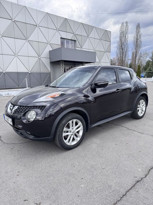 Машина Nissan Juke