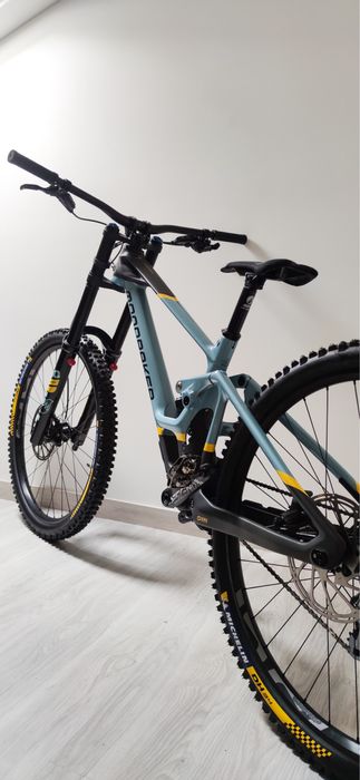 Mondraker Summum Carbon R 2022