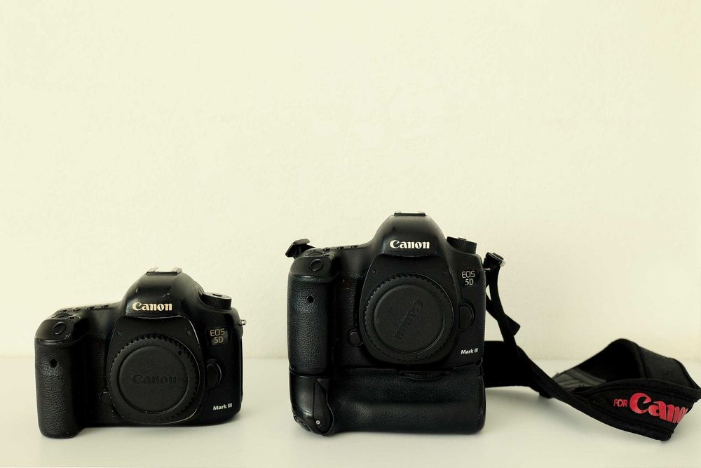 Продам Canon 5D Mark III + Бустер (Оригінал)