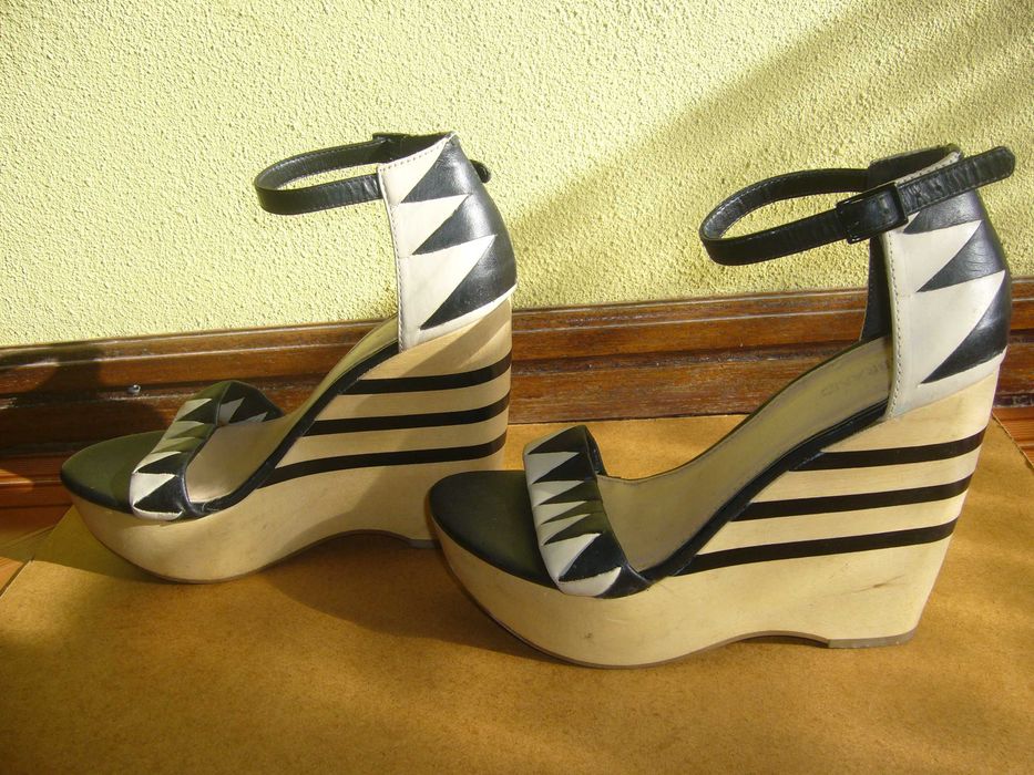 Sandálias de senhora