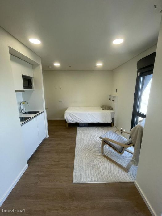 Estúdio - localizado em Olaias Lisbon