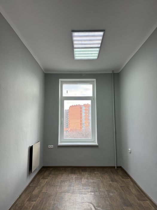 Оренда Приміщення 11 м.кв. Центр міста.