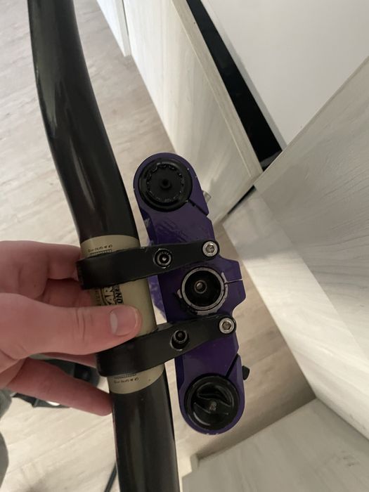Продам вилку rock shox boxxer select 2019