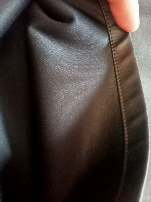 Продам брюки кожаные женские