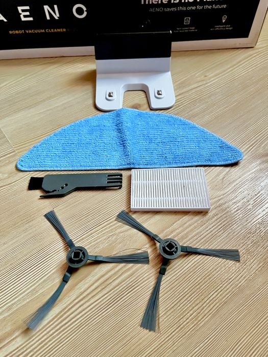 Моющий робот-пылесос Aeno robot vacuum cleaner rc2s