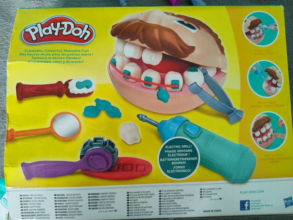 Zestaw Play-Doh Dr Dentysta