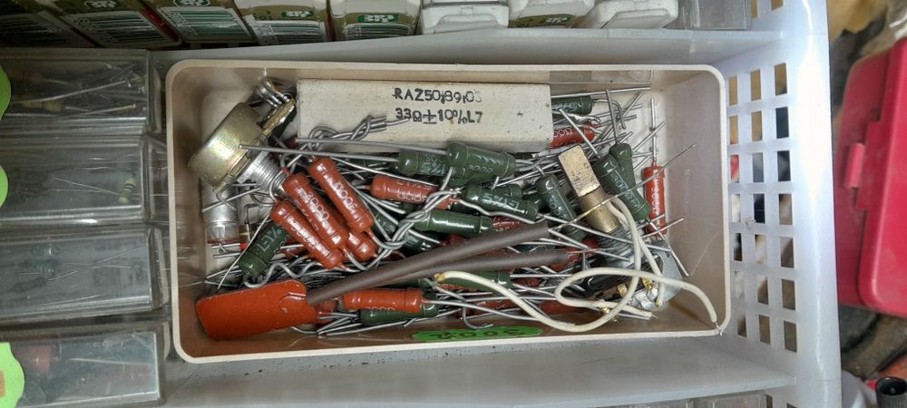 Zestaw dla elektronika oporniki